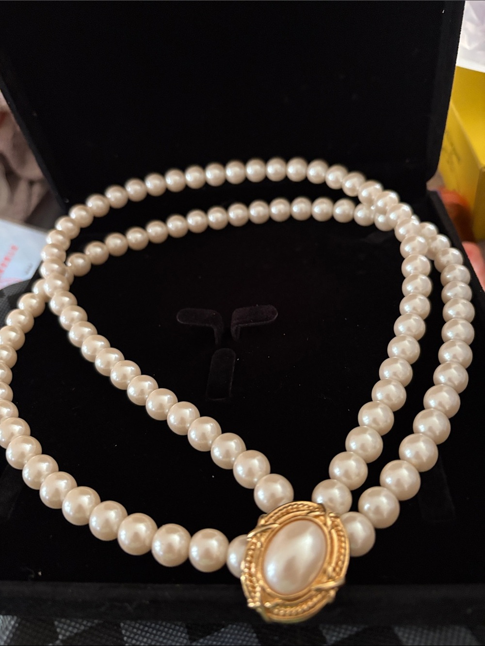 Classic Pearl Necklace with Gold-Tone Clasp - Cream Pearls